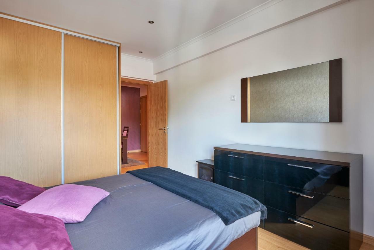In Bed With Lisbon 4E Apartment Amadora Exterior photo